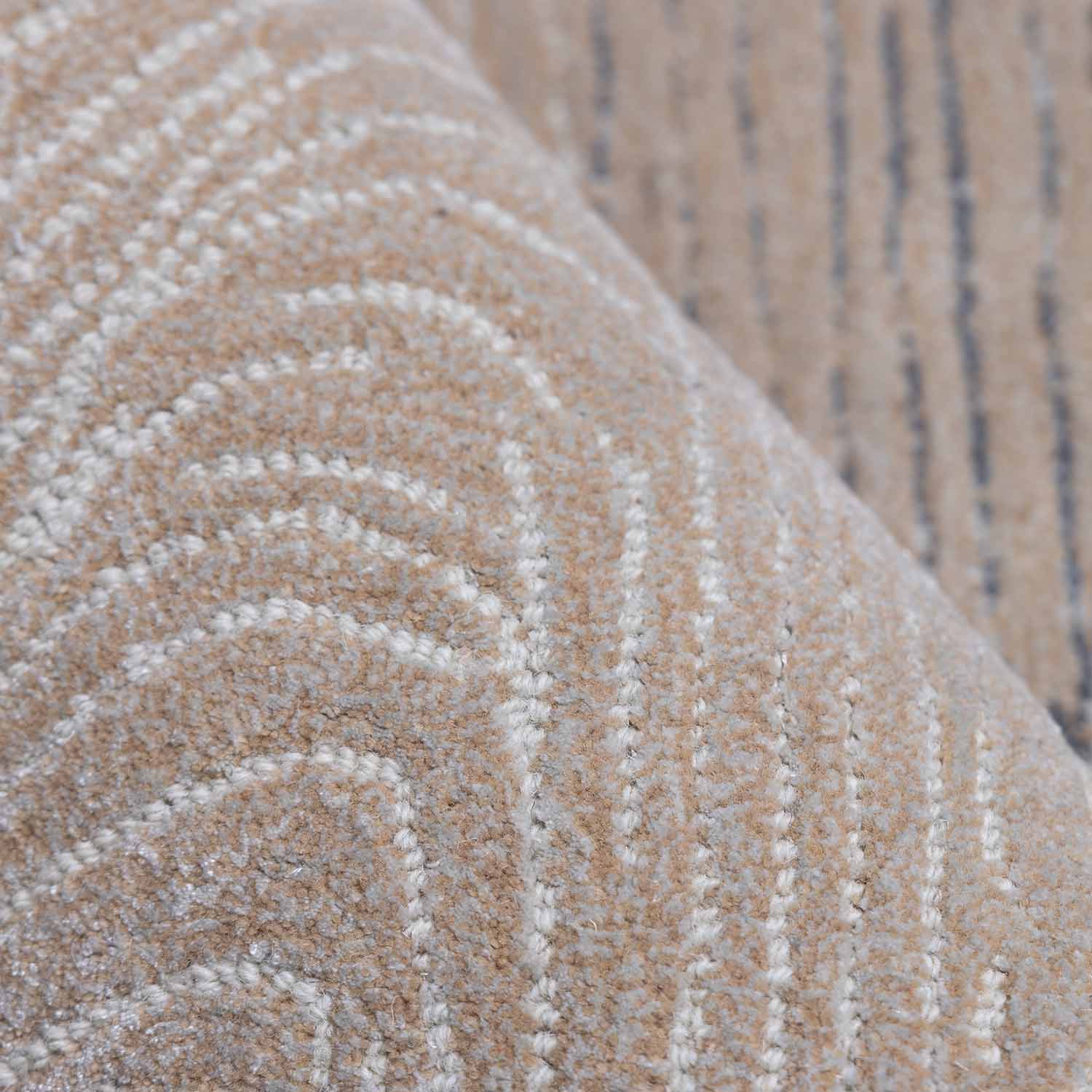 Lateef Hand Tufted Woollen And Viscose Rug