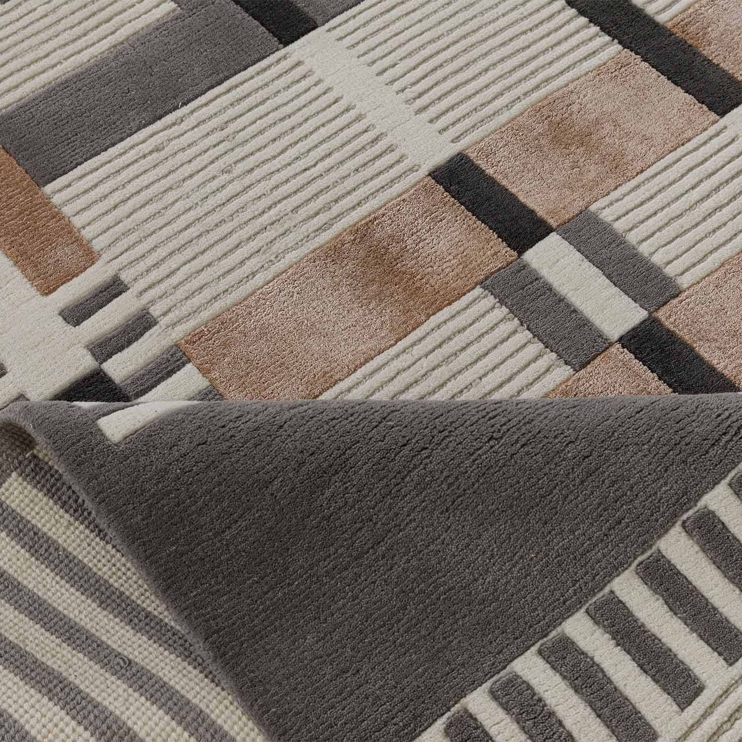 Tsetang Hand Knotted Woollen And Viscose Rug
