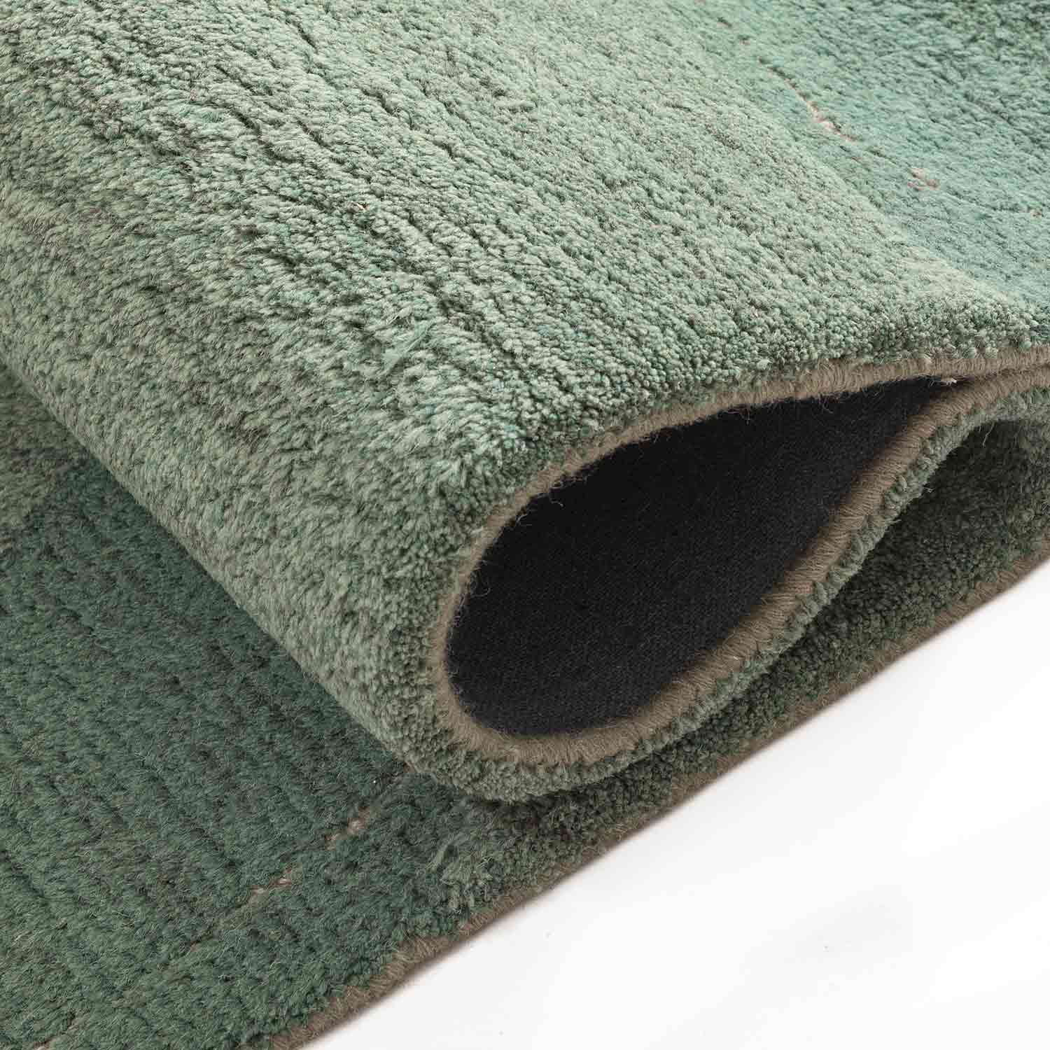 Drafte Hand Tufted Woollen Rug