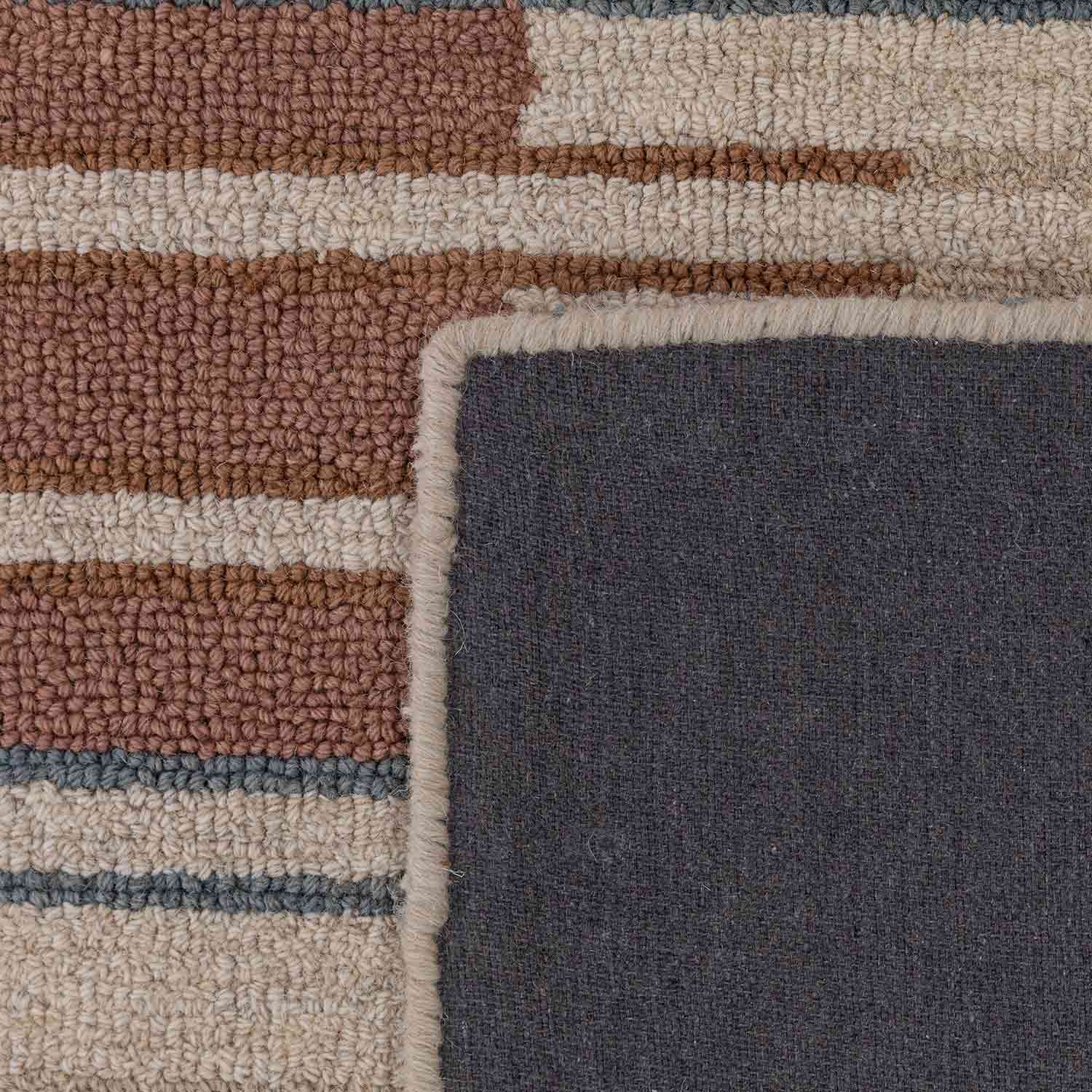 Motion Blur Hand Tufted Woollen And Viscose Rug