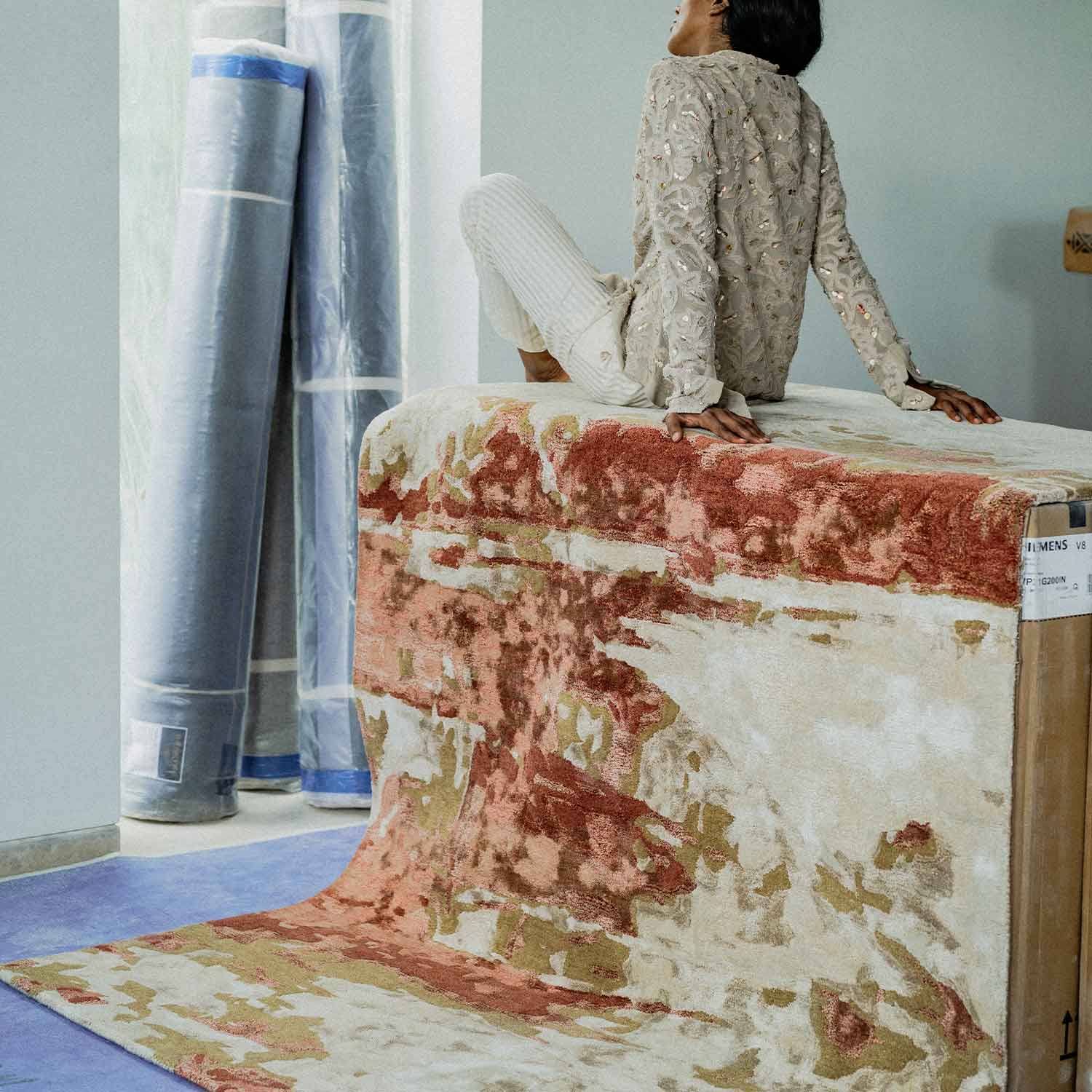 Rive Hand Tufted Woollen And Viscose Rug