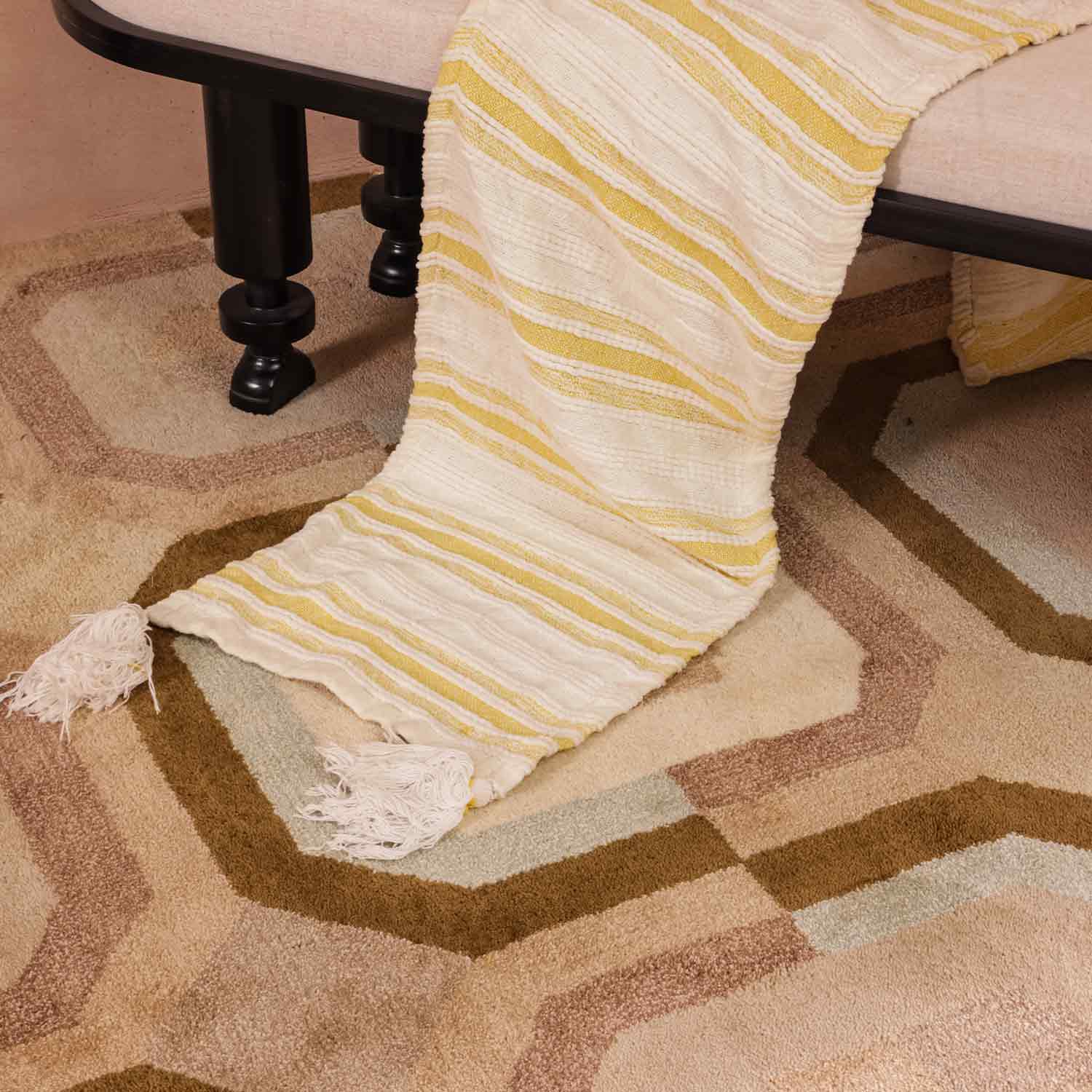 Azura Hand Tufted Woollen Rug