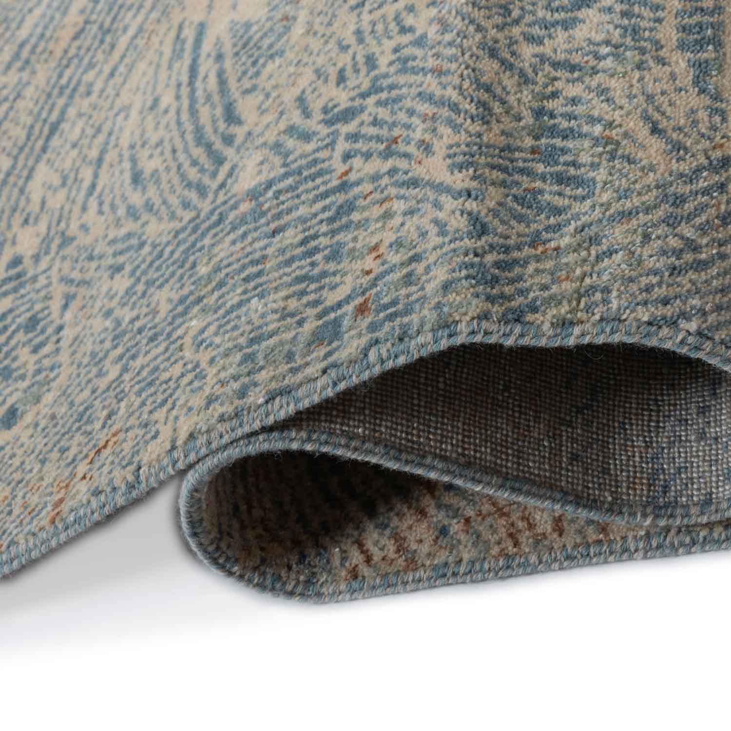 Sora Hand Knotted Woollen And Viscose Rug