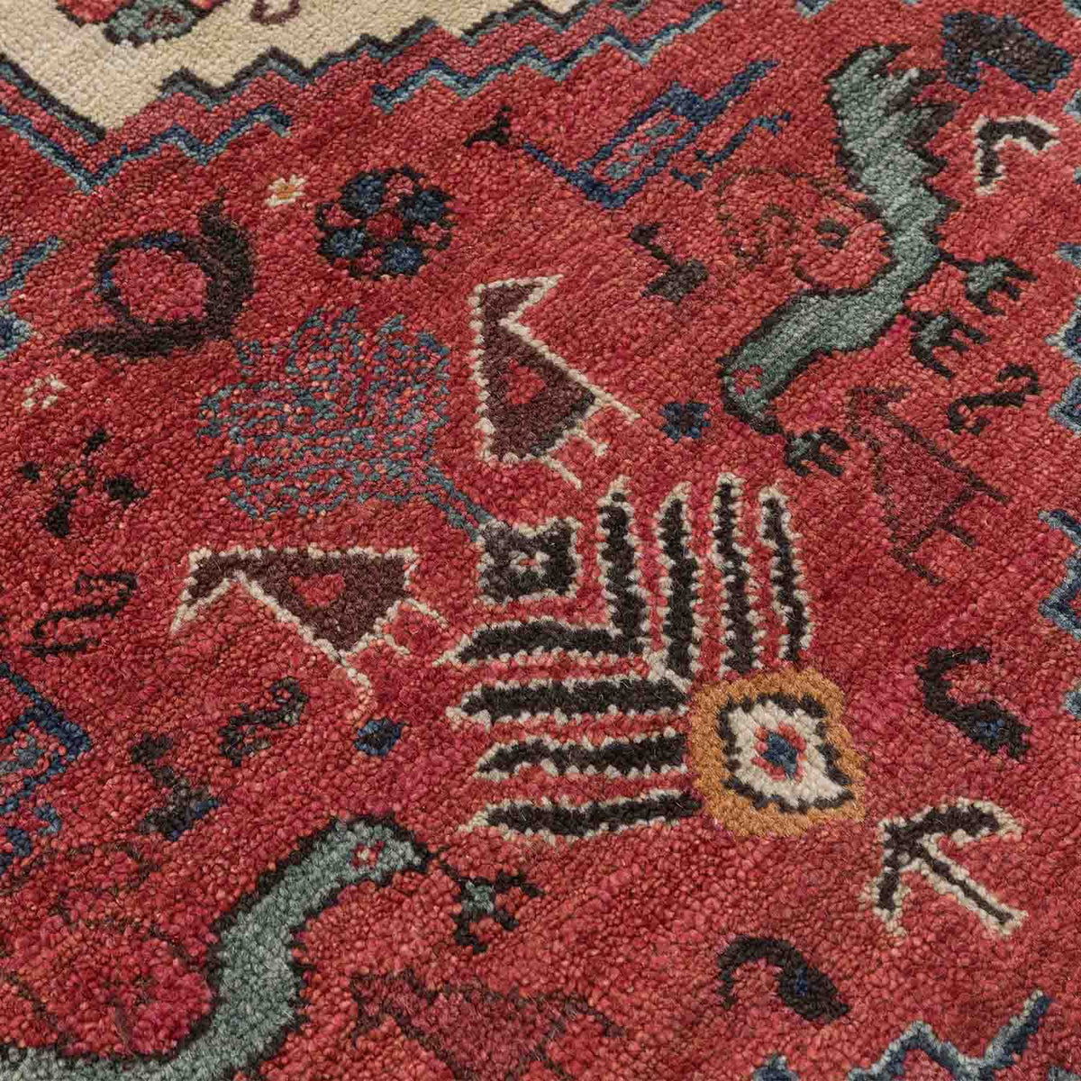 Living Medallion Hand Knotted Wool Rug