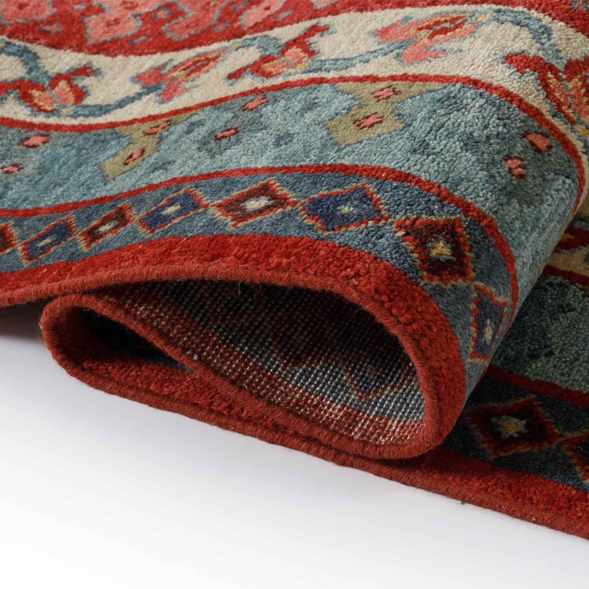 Twin Medallion Field Hand Knotted Wool Rug