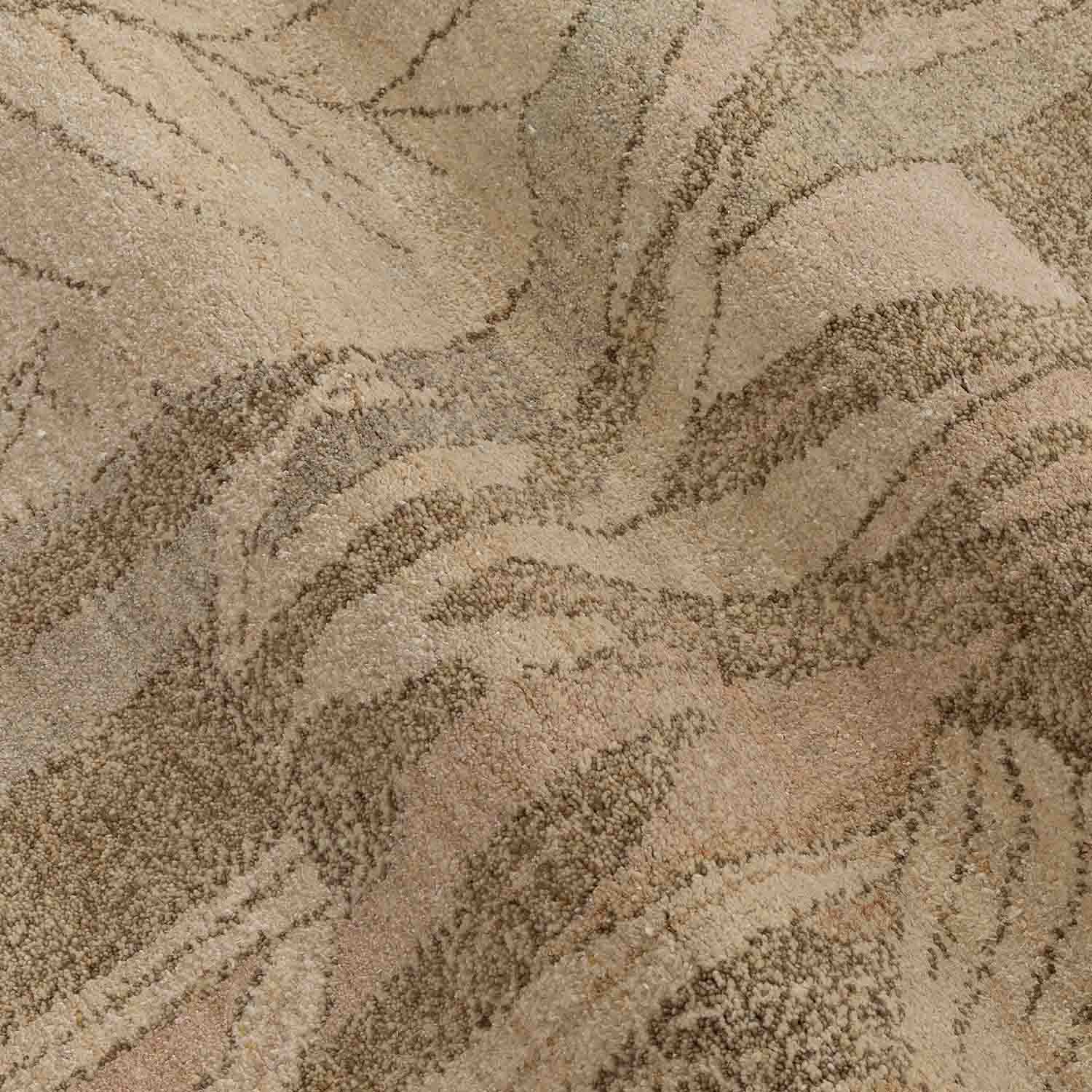 Oliva Hand Knotted Woollen And Silk Rug By Mariella Ienna
