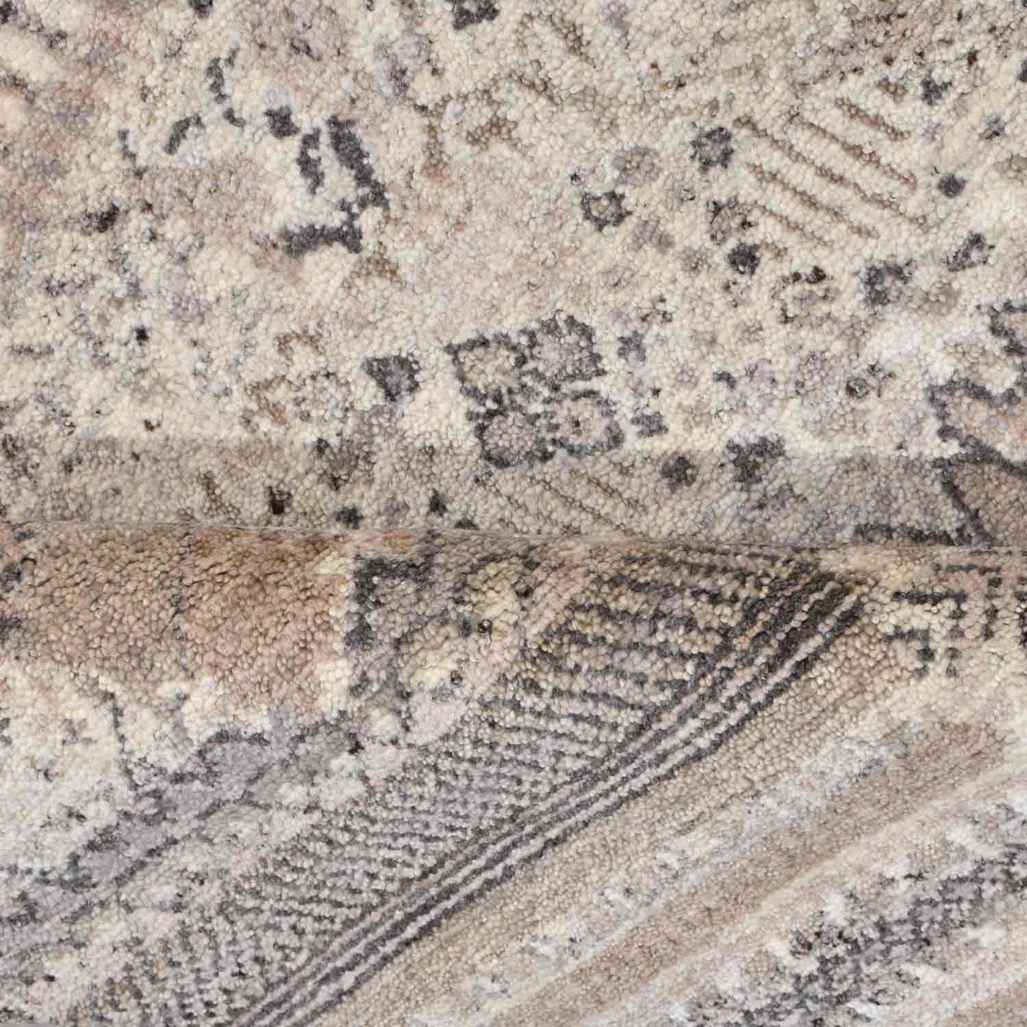 Mythera Hand Knotted Woollen Runner