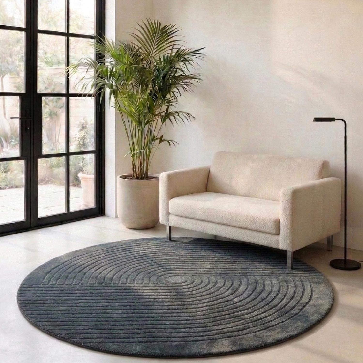 Norell Hand Tufted Viscose Round Rug