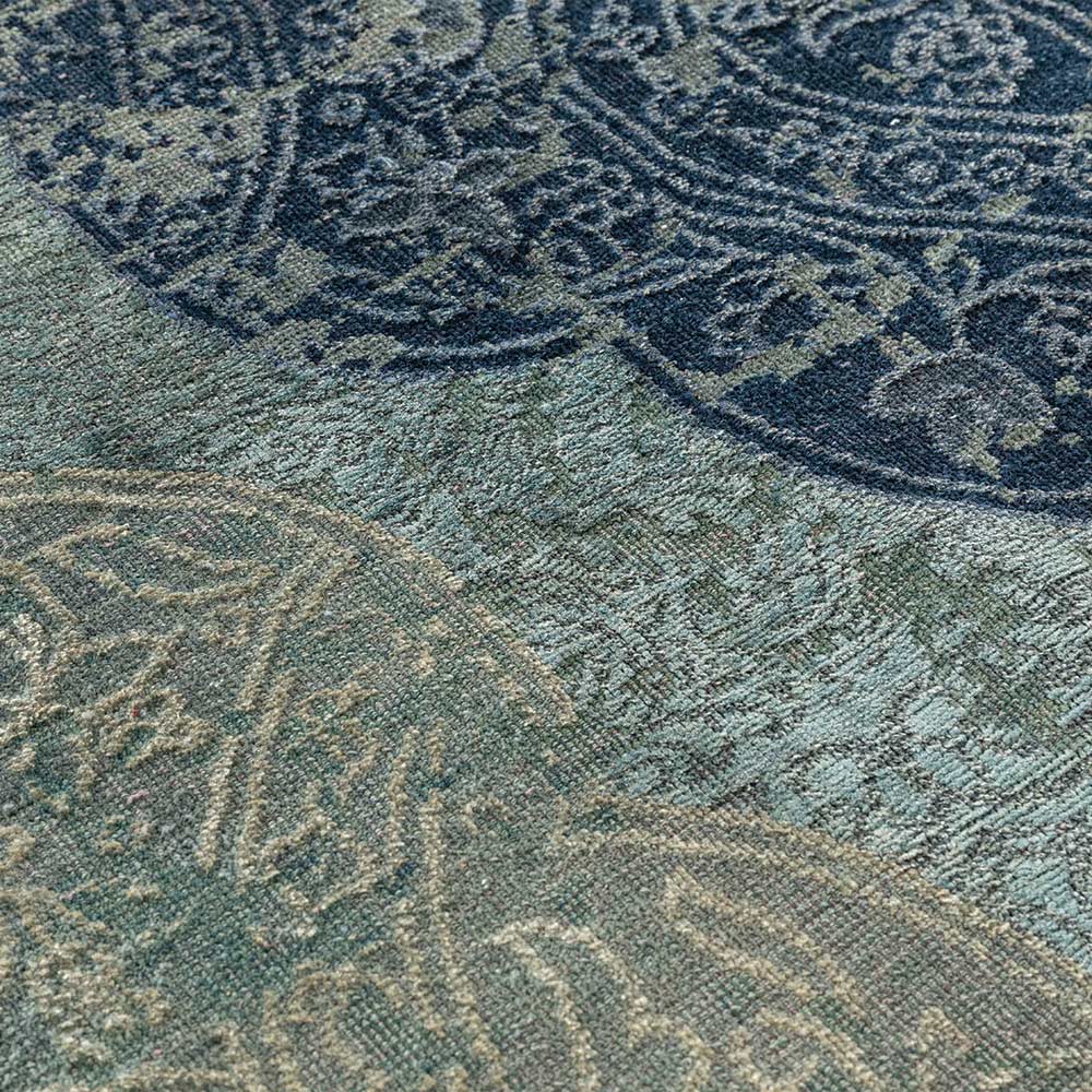 Qafia Hand Knotted Woollen and Silk Rug