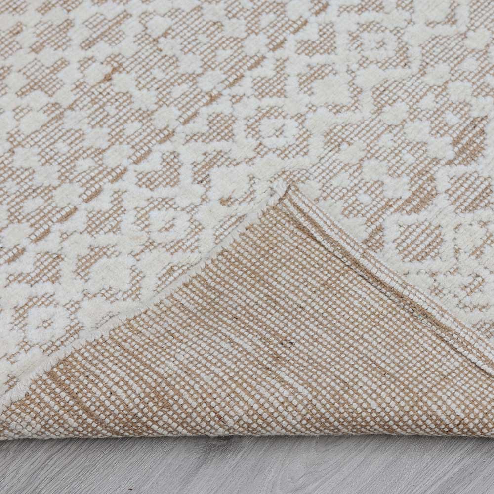 Varu Handwoven Wool and Jute Rug