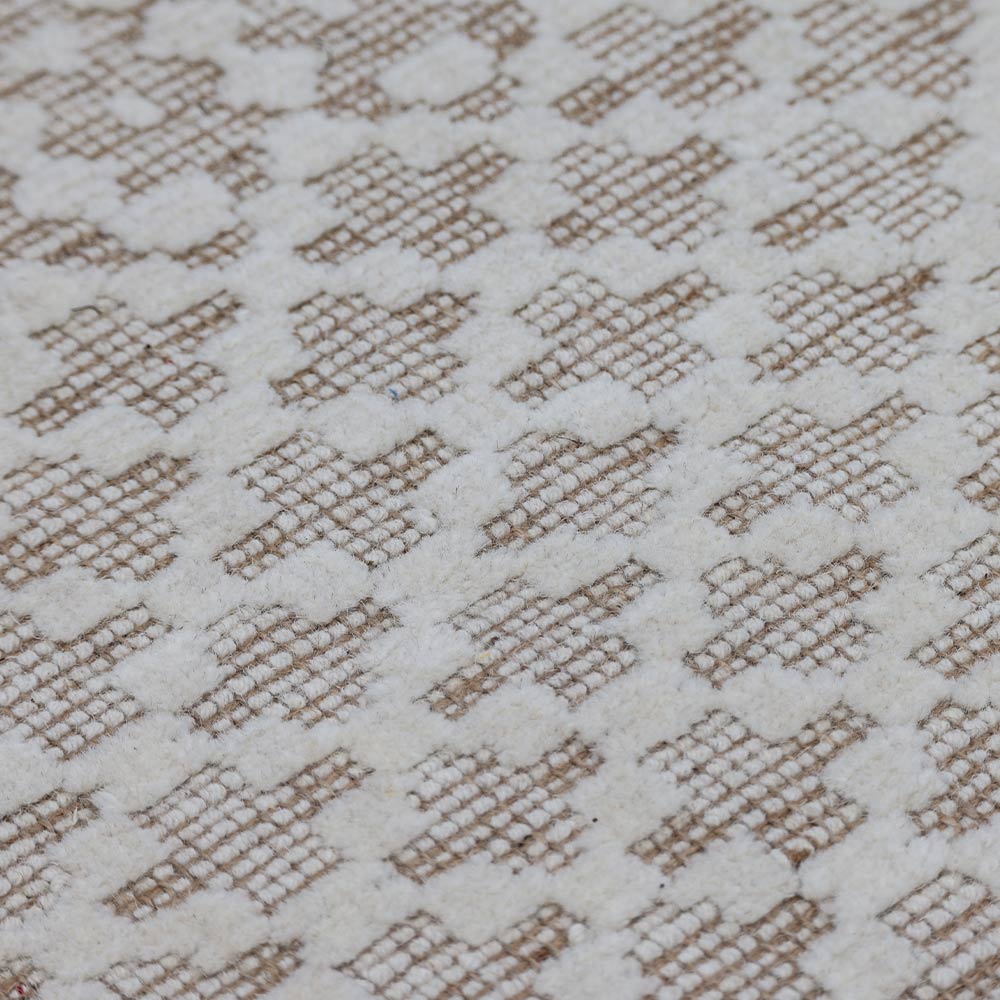 Varu Handwoven Wool and Jute Rug