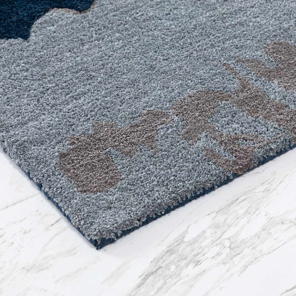 Light Hand Tufted Woollen Rug