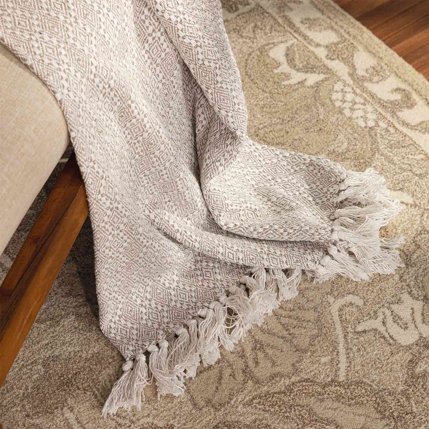 Dolly Hand Tufted Woollen Rug