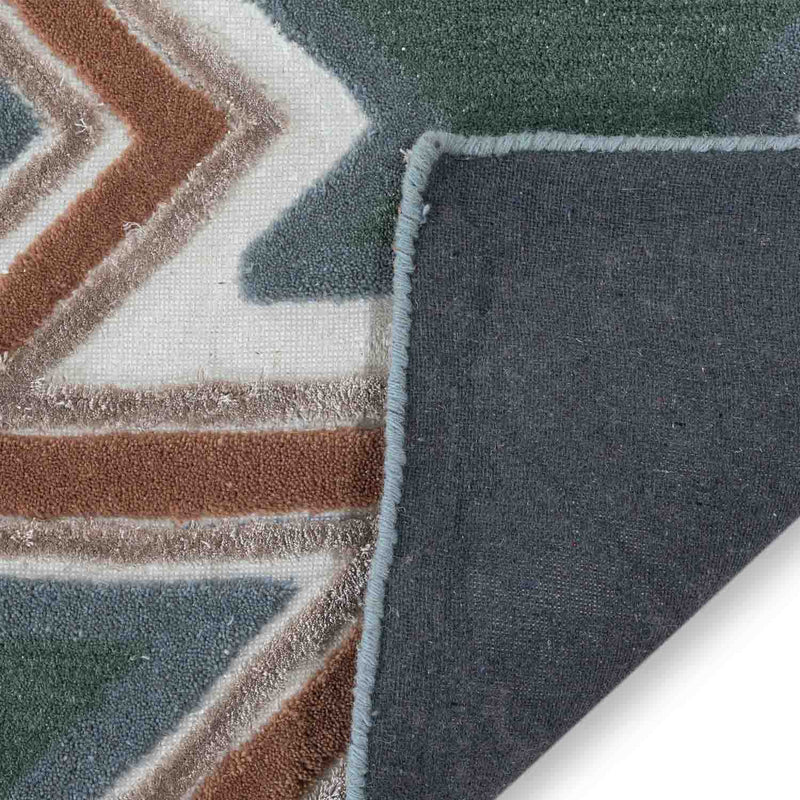 Zahur Hand Tufted Woollen And Viscose Rug