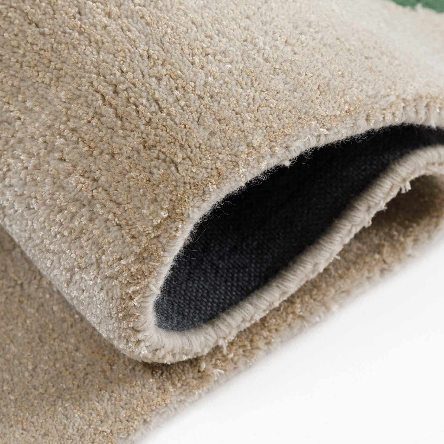 Ground Hand Tufted Woollen Rug