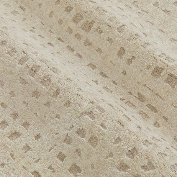 Halo Hand Knotted Woollen And Bamboo Silk Rug