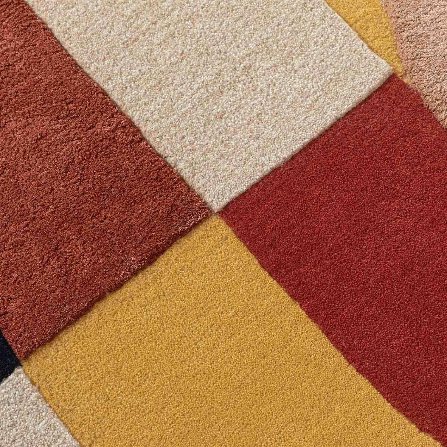 Sharbat Hand Tufted Woollen And Viscose Rug