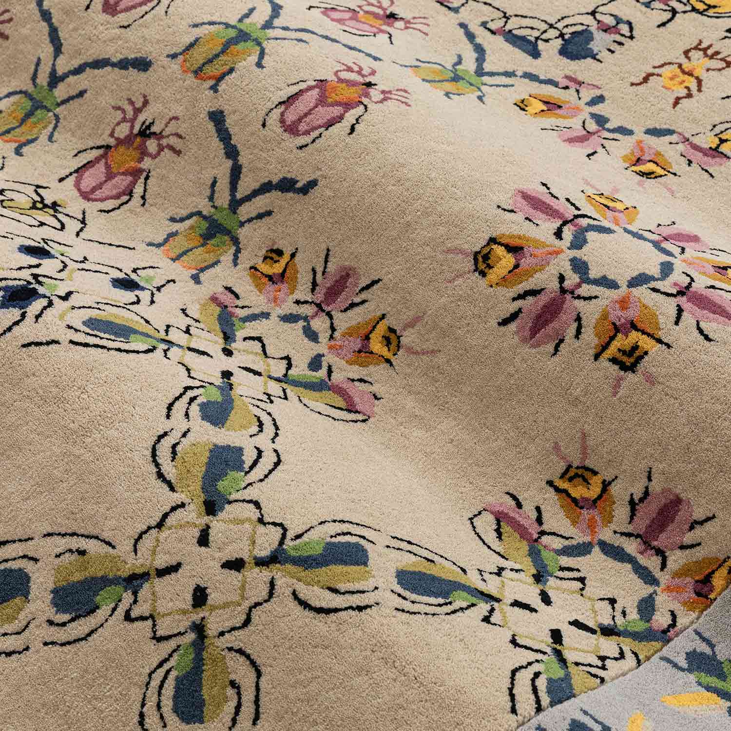 Motif Mania Hand Tufted Woollen And Viscose Rug By Varun Rana