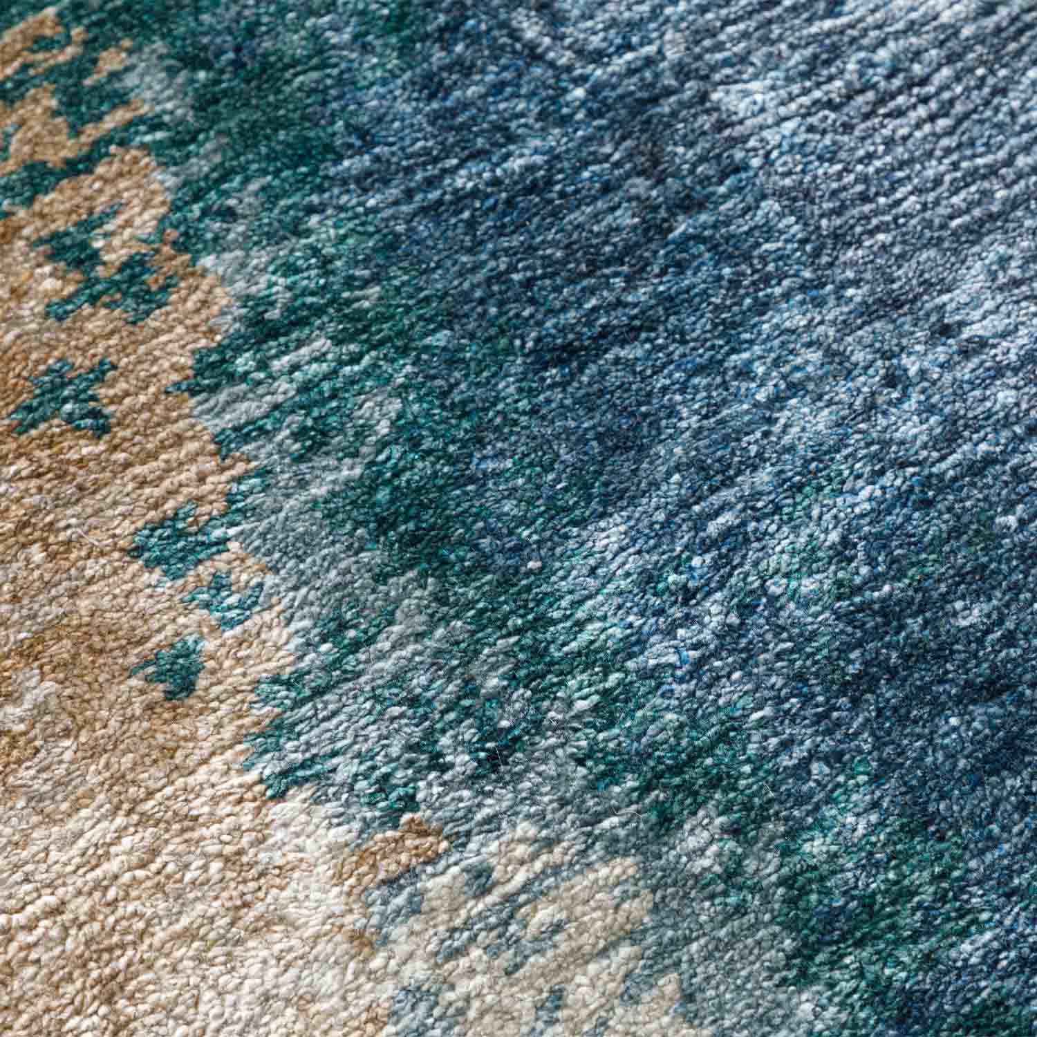 Hydra Lamp Hand Knotted Viscose Rug