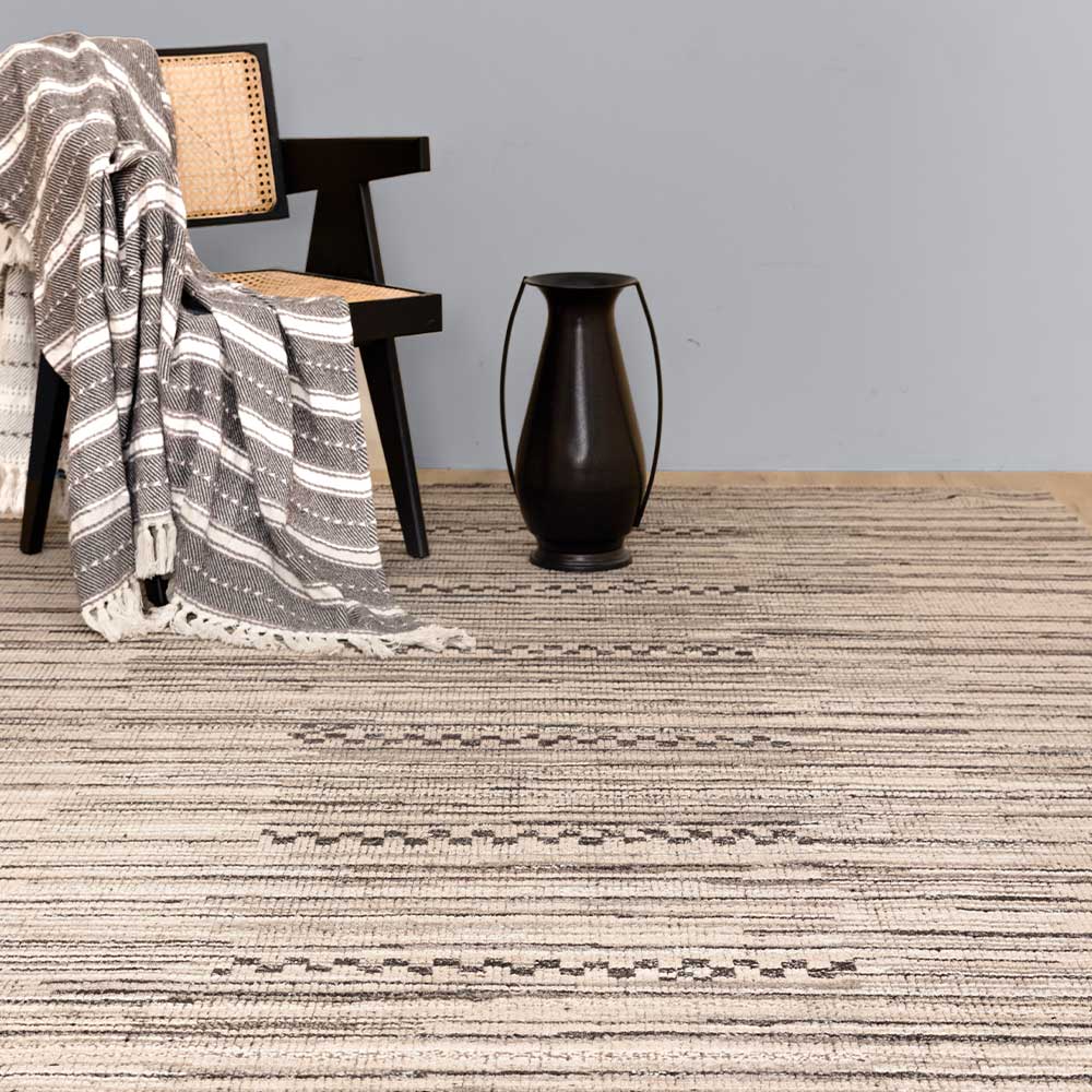 Charlotte Hand Knotted Woollen Rug – Obeetee Carpets India