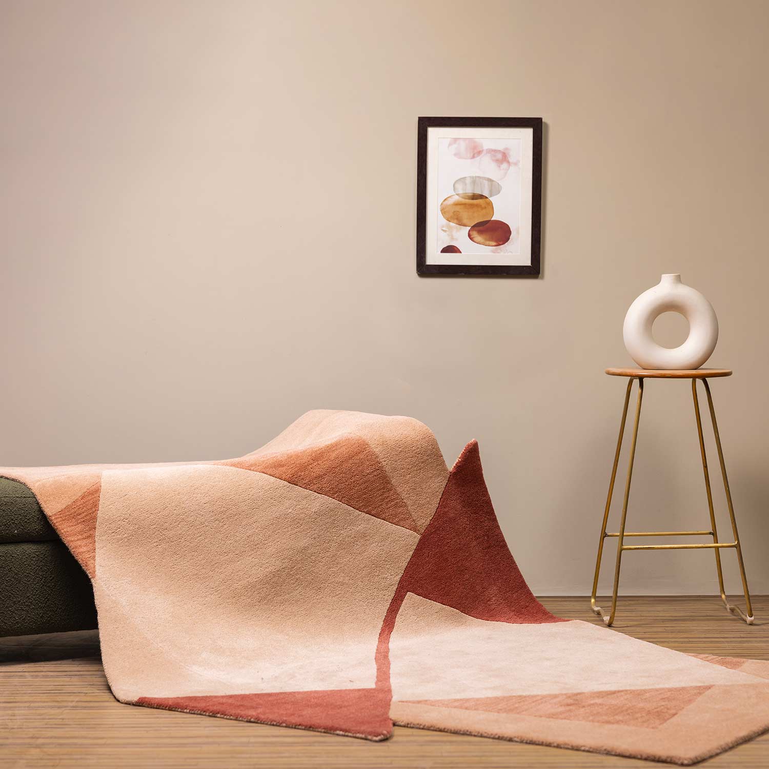 Mariyam Hand Tufted Woollen Rug