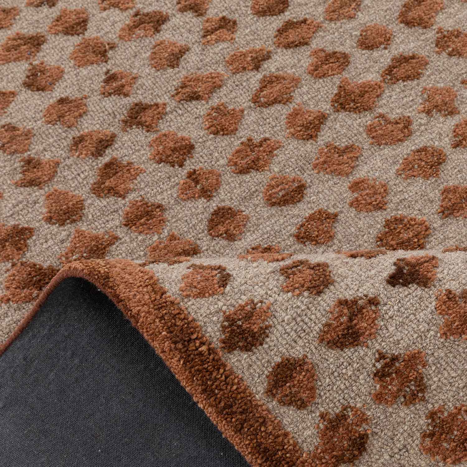 Kesril Hand Tufted Woollen Rug