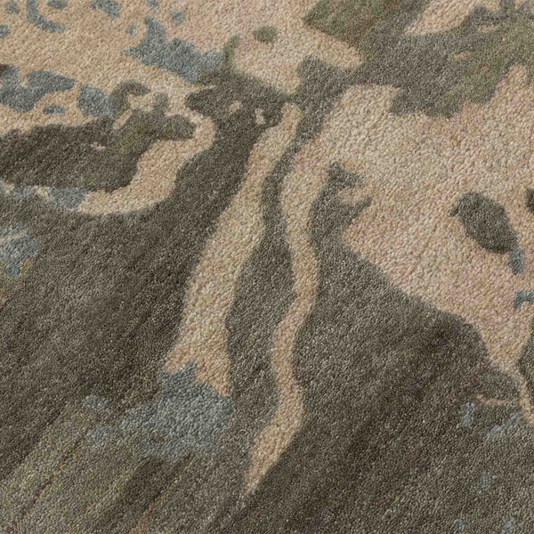 Bloom  Hand Tufted Woollen Rug