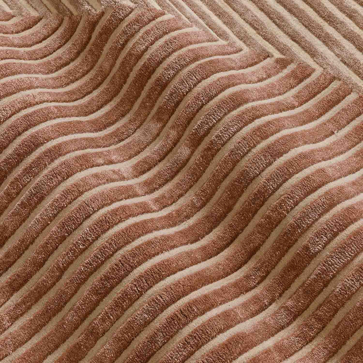 Rose And Rust Hand Tufted Wool And Viscose Rug