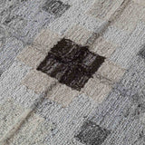 Heck Handtufted Woollen Rug By Mariella Ienna