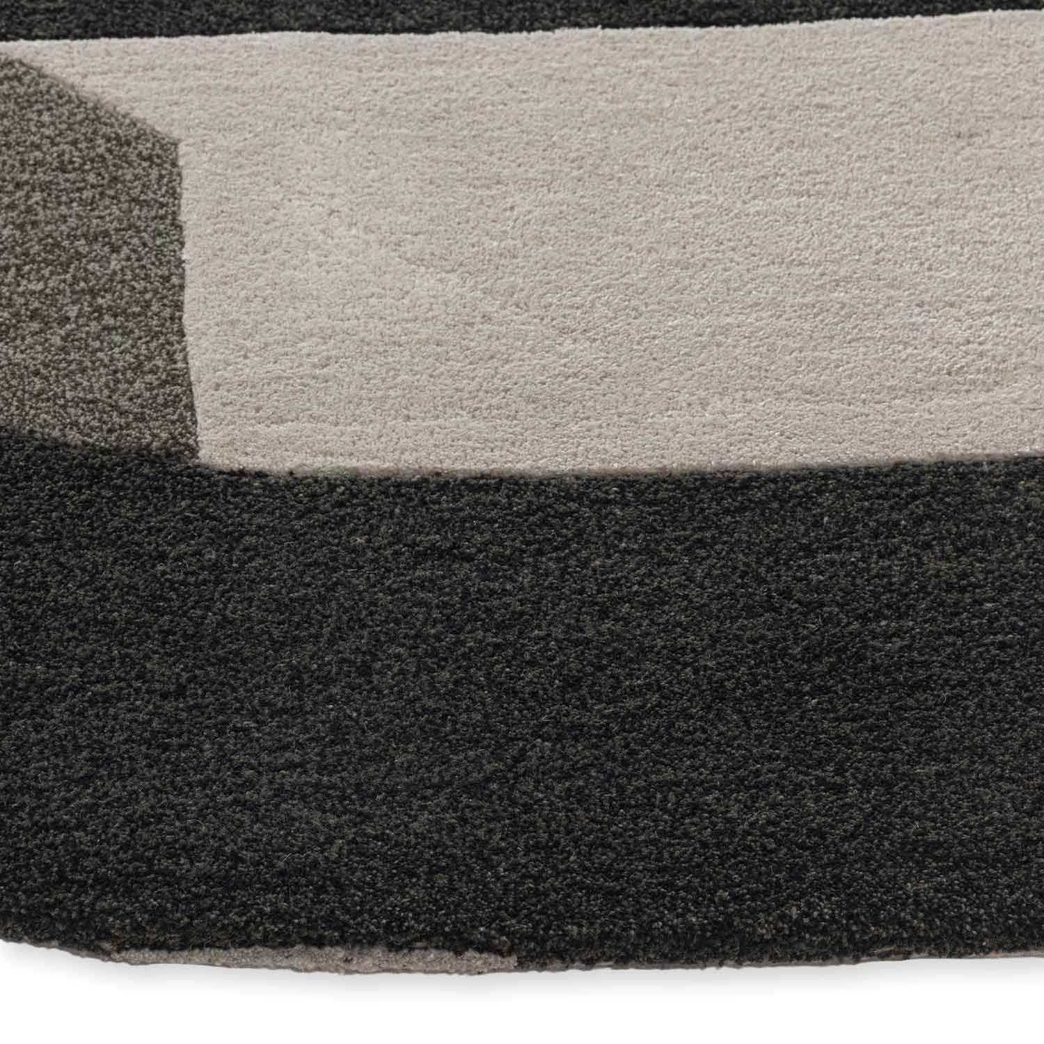 Pitthu Hand Tufted Woollen And Viscose Rug