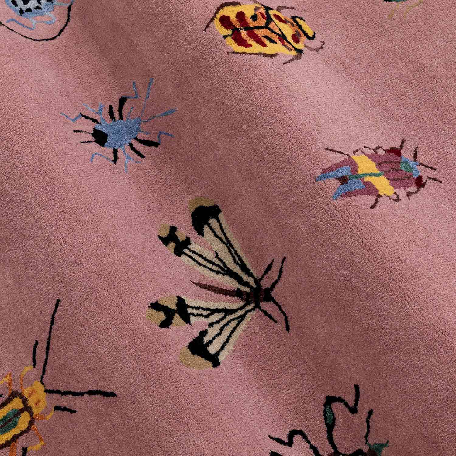 Vitrine Rosa Hand Tufted Woollen And Viscose Rug By Varun Rana