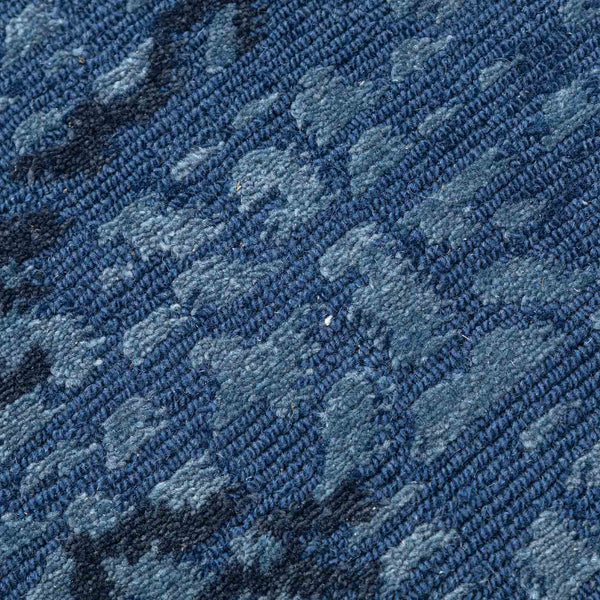 Neel Hand Knotted Woollen Rug