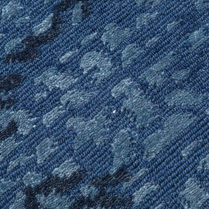 Neel Hand Knotted Woollen Rug