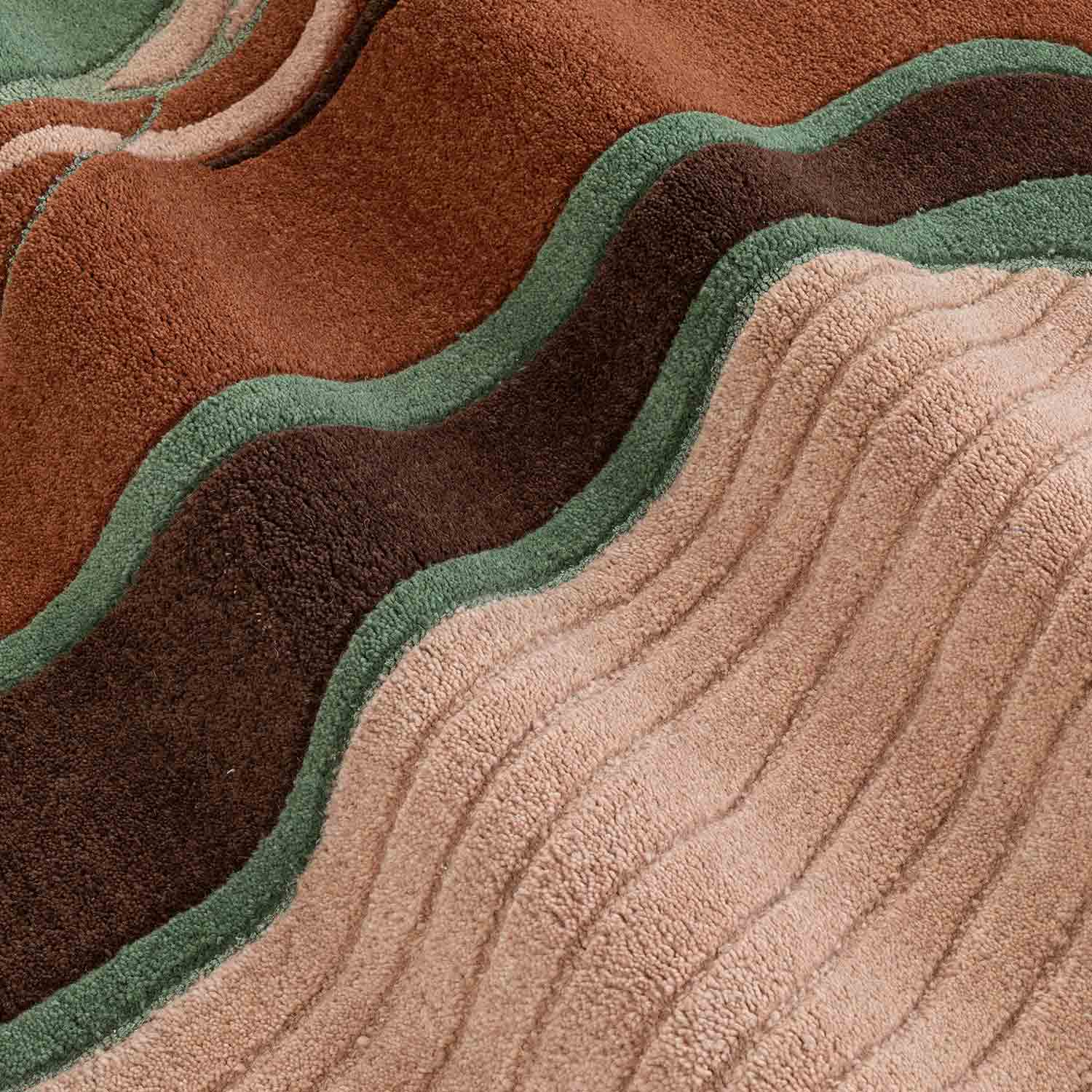 Skein Hand Tufted Woollen And Viscose Rug