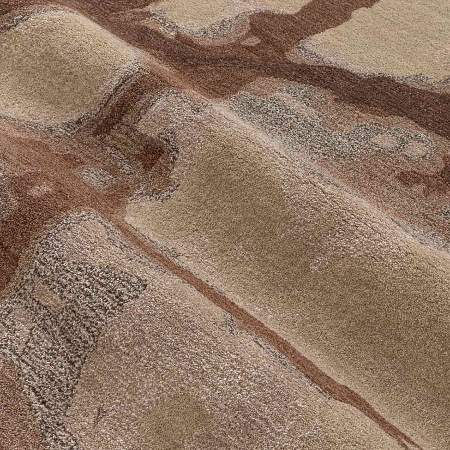 The Highland Hand Tuftedwoollen And  Viscose Rug