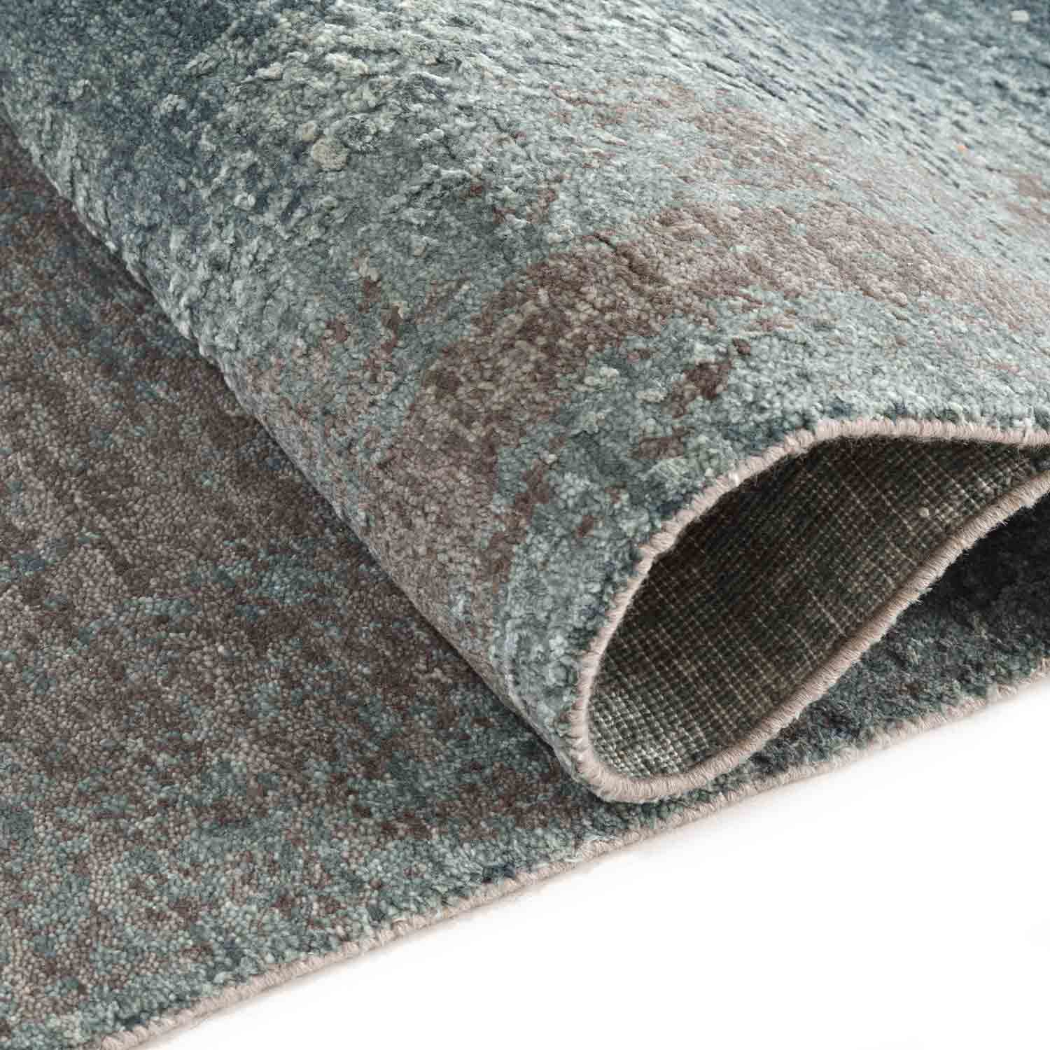 Ashen Hand Knotted Woollen And Silk Rug