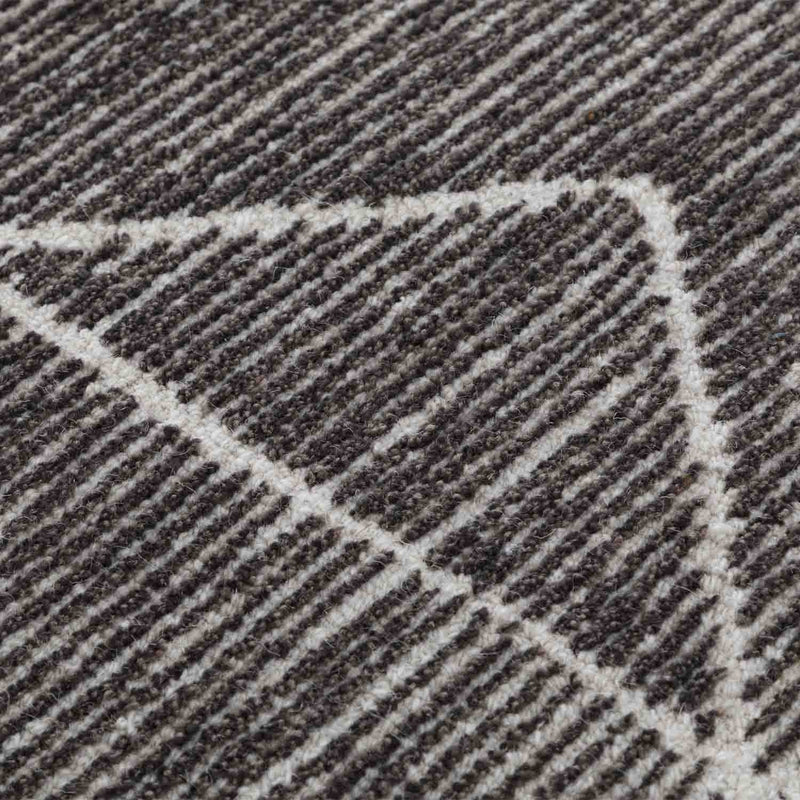 Asenath  Hand Tufted Woollen And Cotton Rug