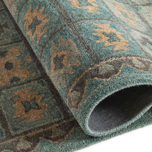 Coffered Hand Tufted Woollen And Viscose Rug