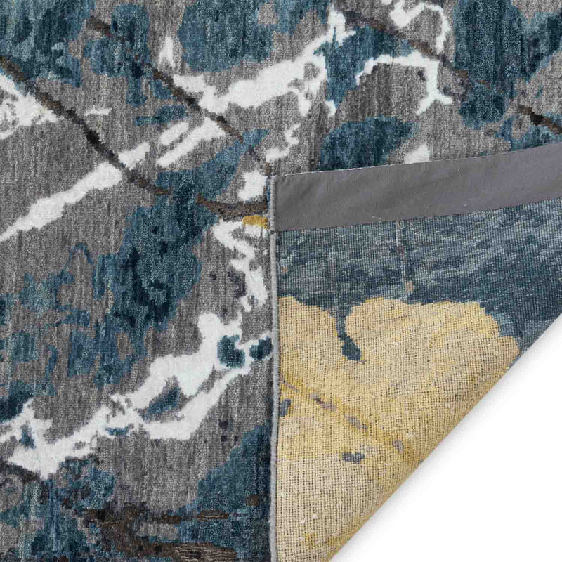 Terra Nova Hand Knotted Woollen And Silk Rug