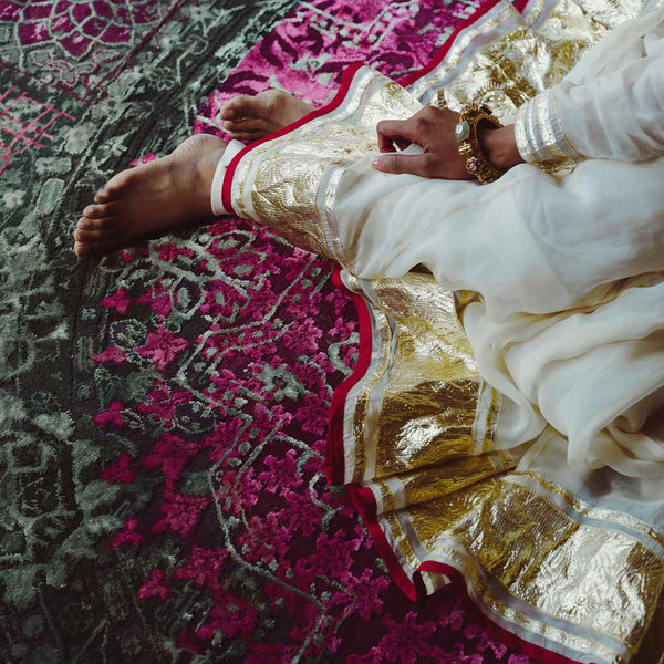 Emerald Necklace Hand Knotted Woollen And Viscose Round Rug By Smitha Zachariah