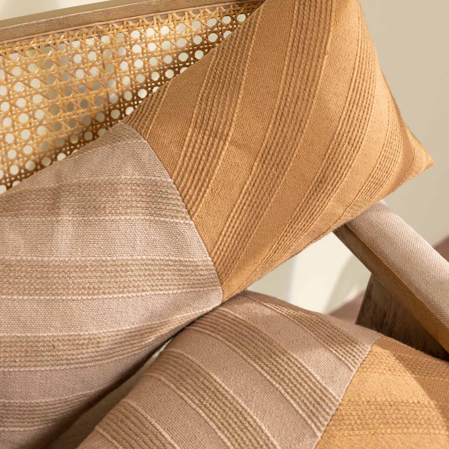 Cotton handloom Arrowhead Lumbar Cushion Cover