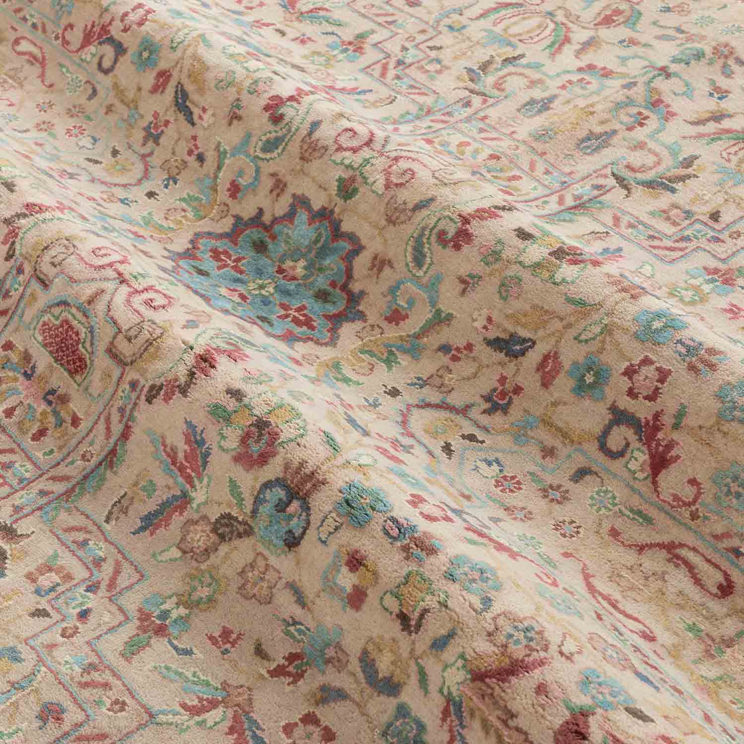 Yaman Hand Knotted Woollen And Silk Rug