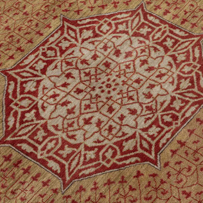 Mamlukk-V Hand Knotted Woollen Rug