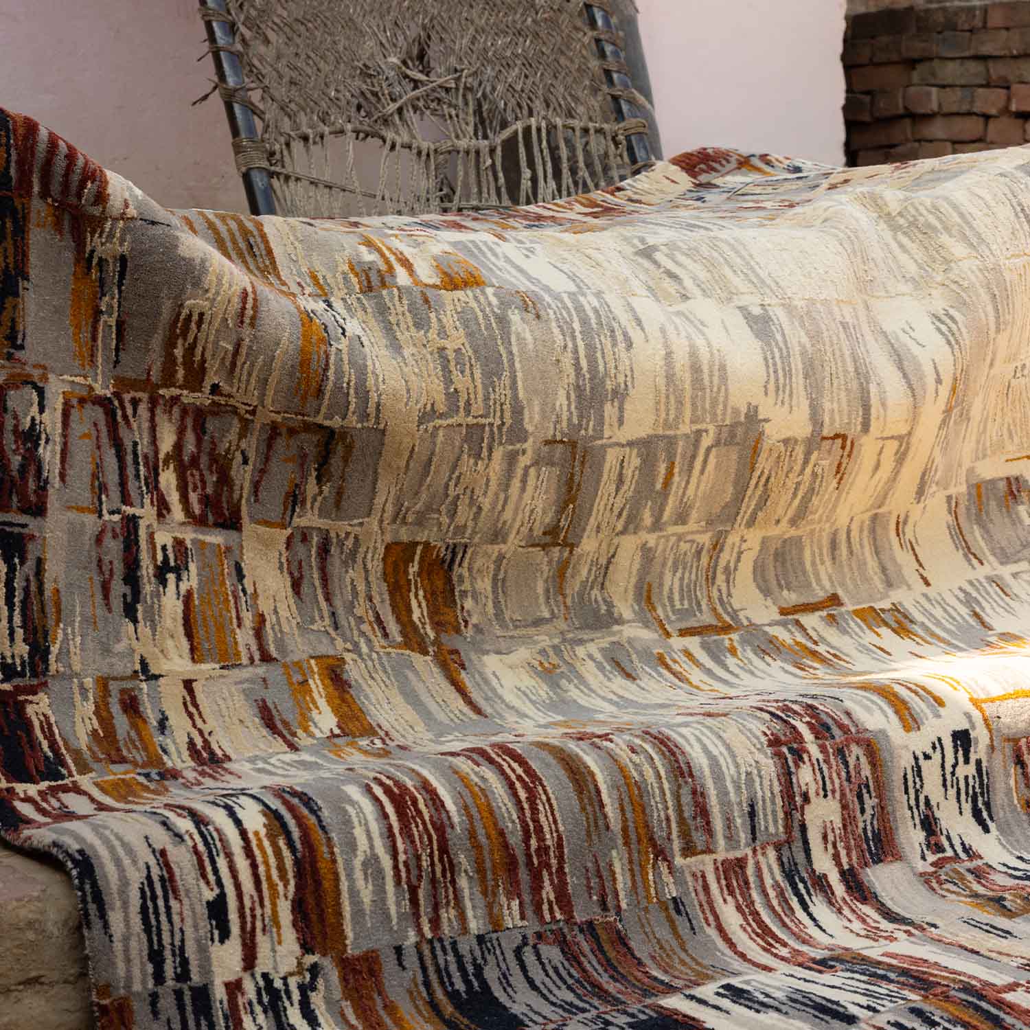 Luna-1 Hand Knotted Woollen And Silk Rug By Angeli Sowani