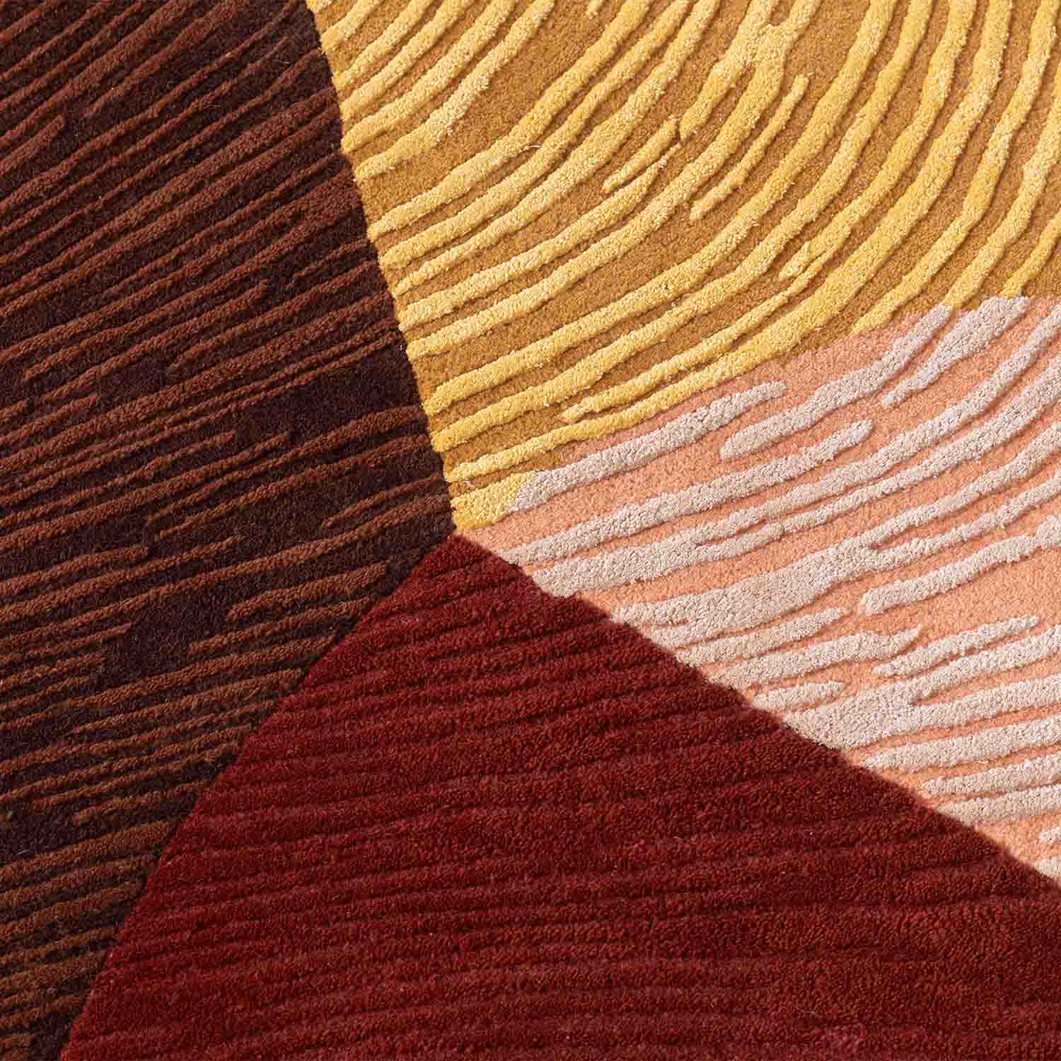 Lalten Hand Tufted Woollen And Viscose Round Rug