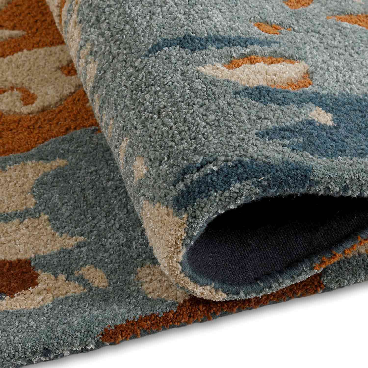 Chrome Hand Tufted Woollen And  Viscose Rug