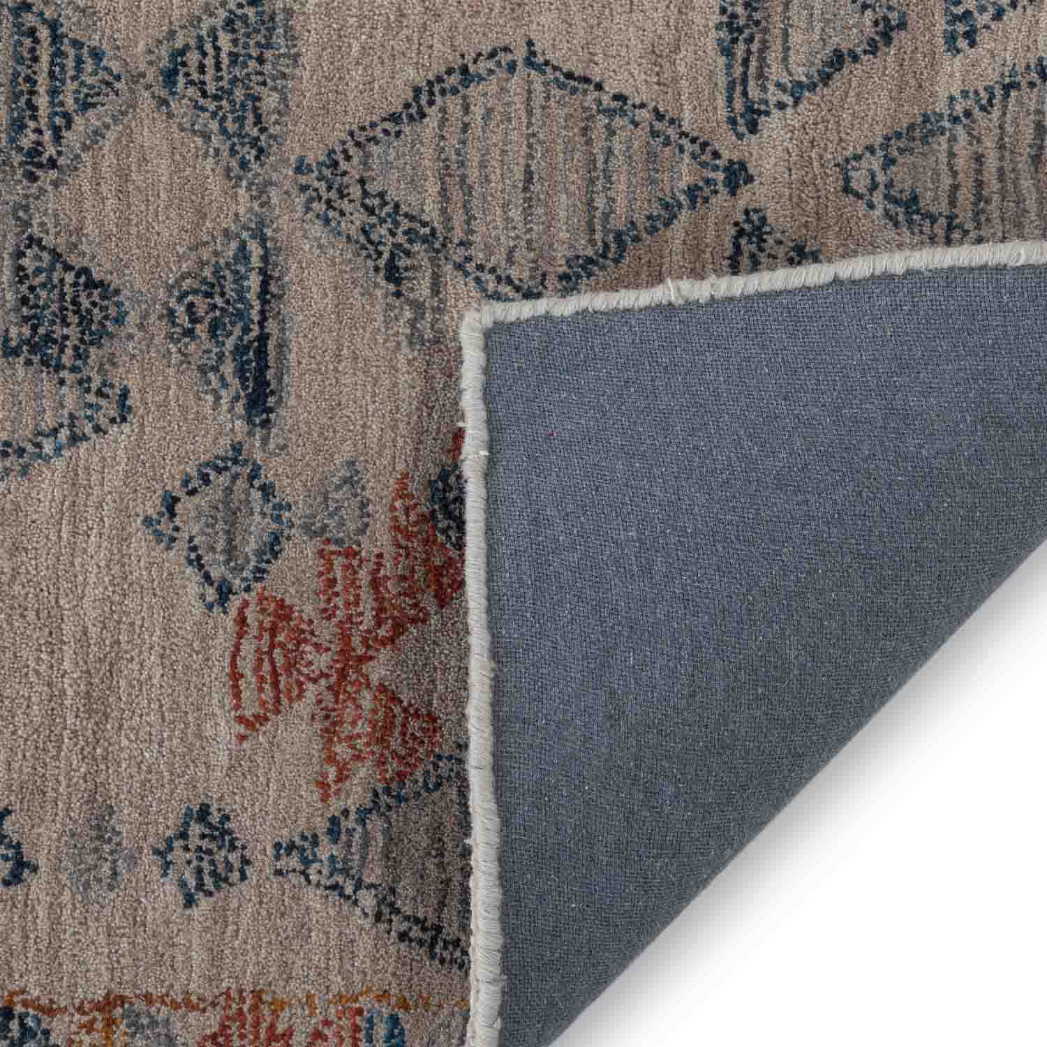 Cinda Hand Tufted Woollen Rug