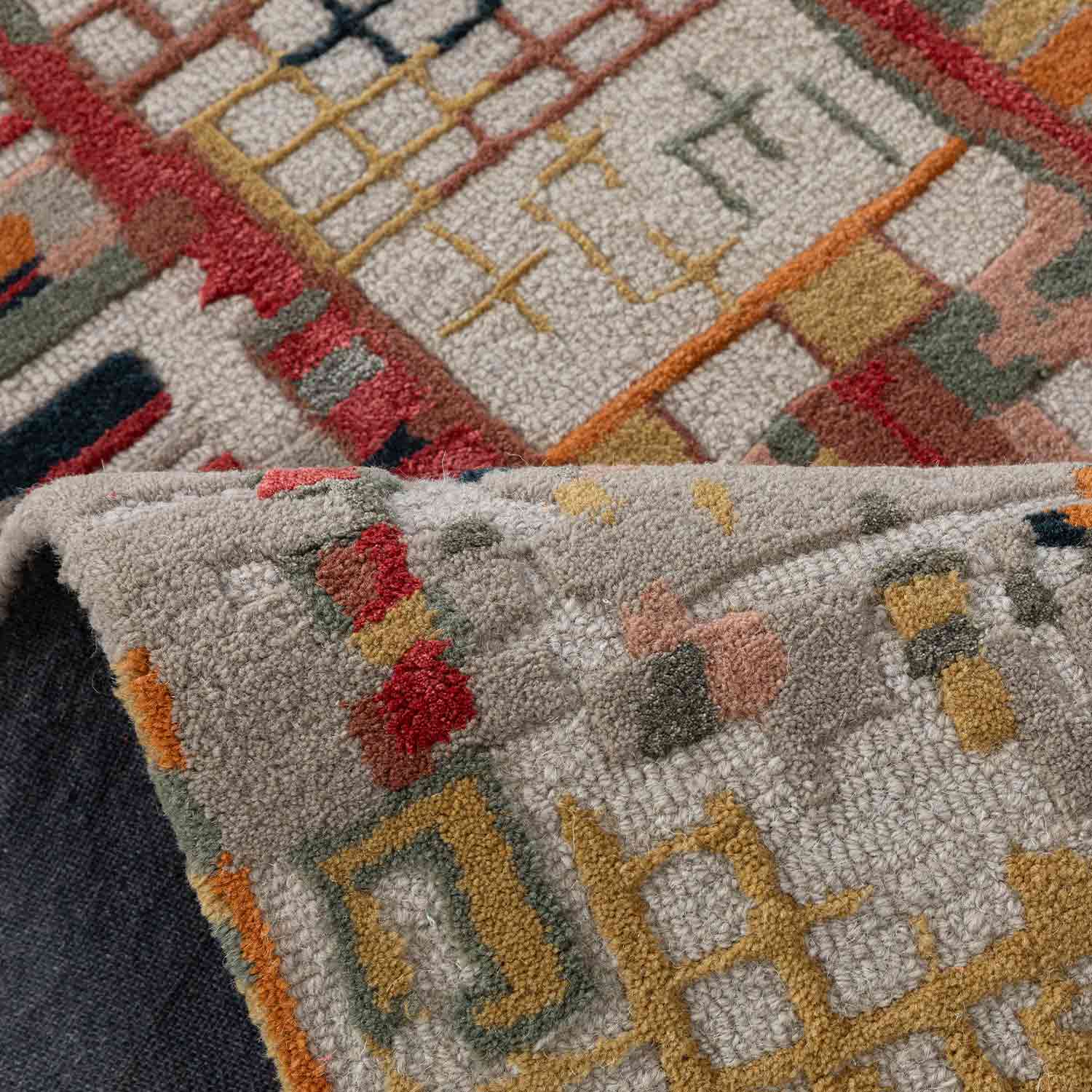 Conglomerate Hand Tufted Woollen And Viscose Rug