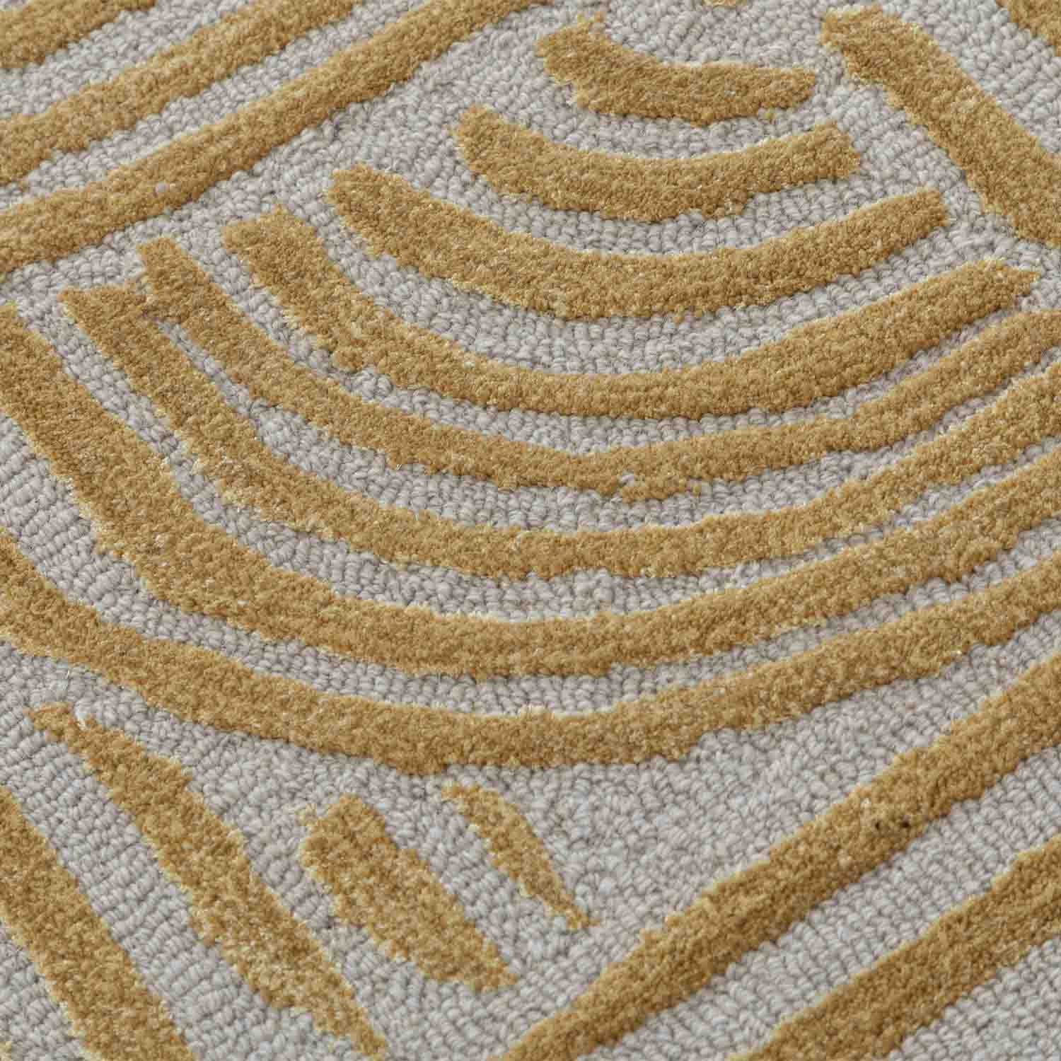 Eshaq Hand Tufted Woollen And Viscose Rug