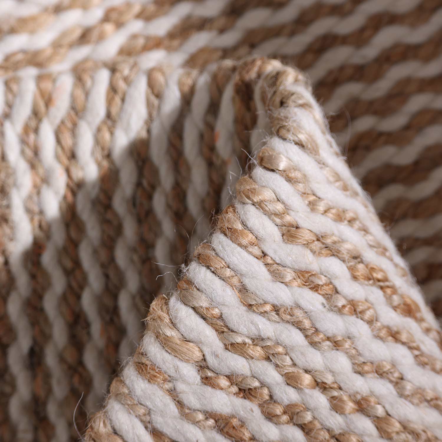 Textured Flatweave Wool And Jute Dhurrie